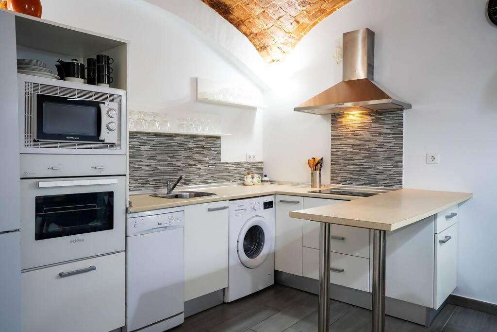 Apartmán El Castuo Centro Historico Con Parking Caces Exteriér fotografie