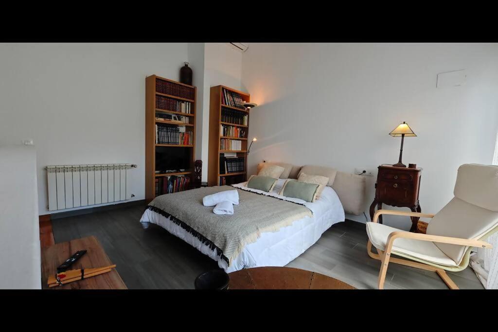 Apartmán El Castuo Centro Historico Con Parking Caces Exteriér fotografie